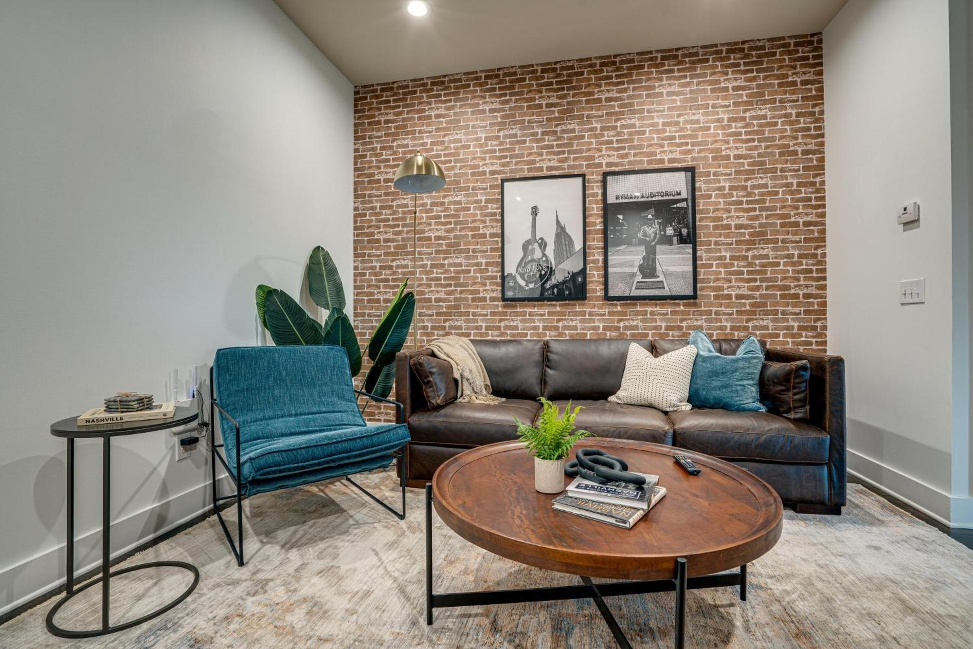 Lofts At 30th - Urban - 6 Mins To Broadway Holiday home *