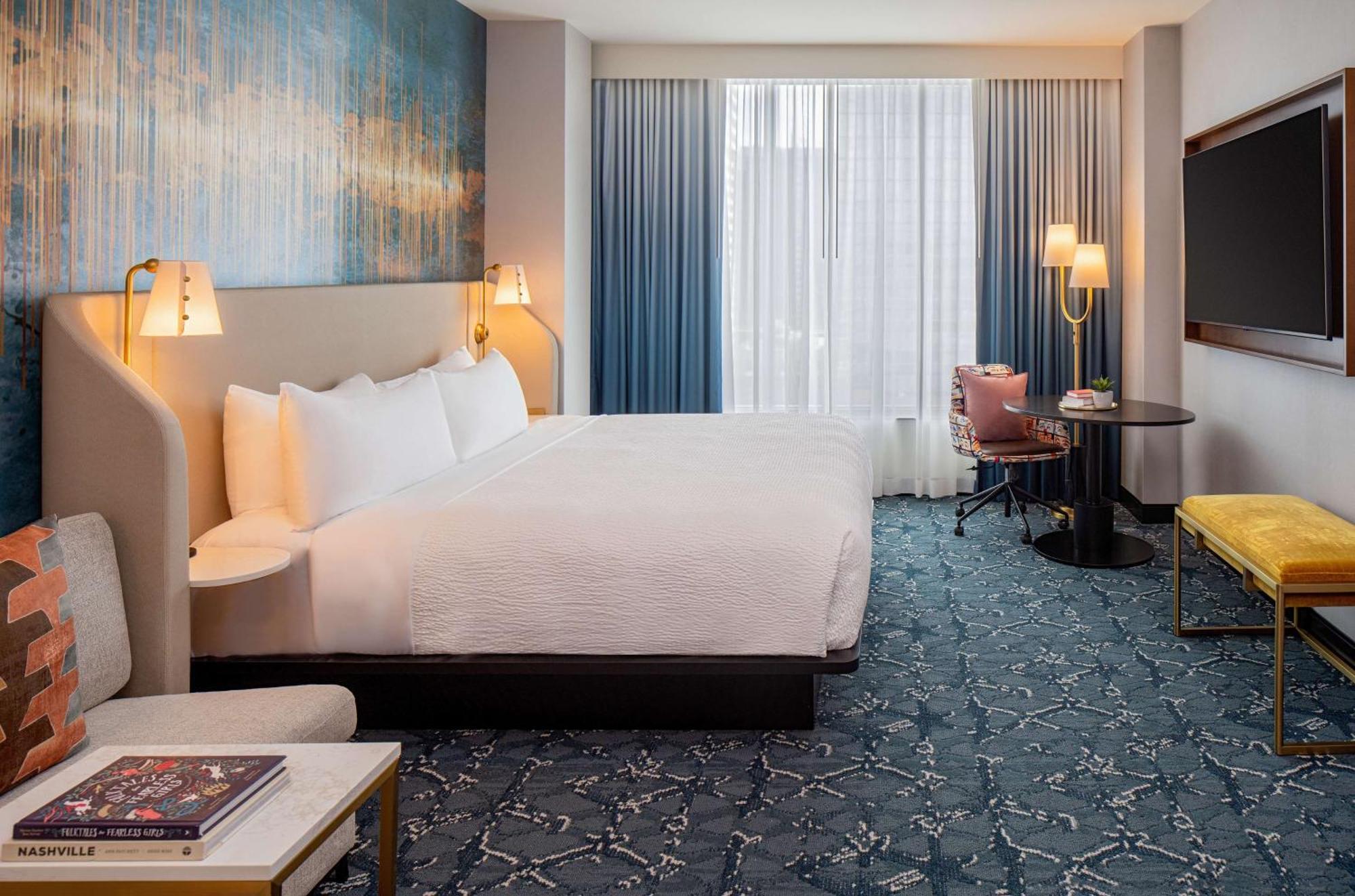 Tempo By Hilton Downtown