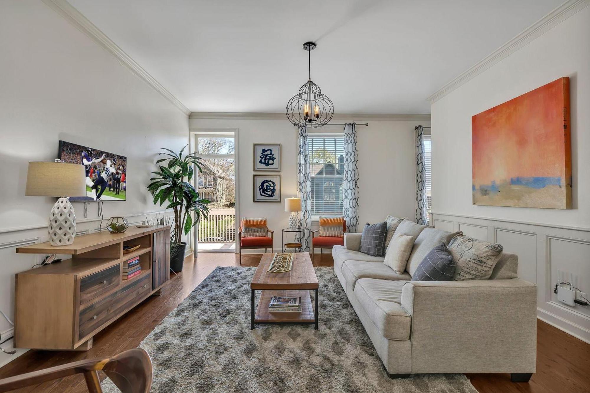 Lookout Nash - Rooftop W/ Skyline Views Holiday home