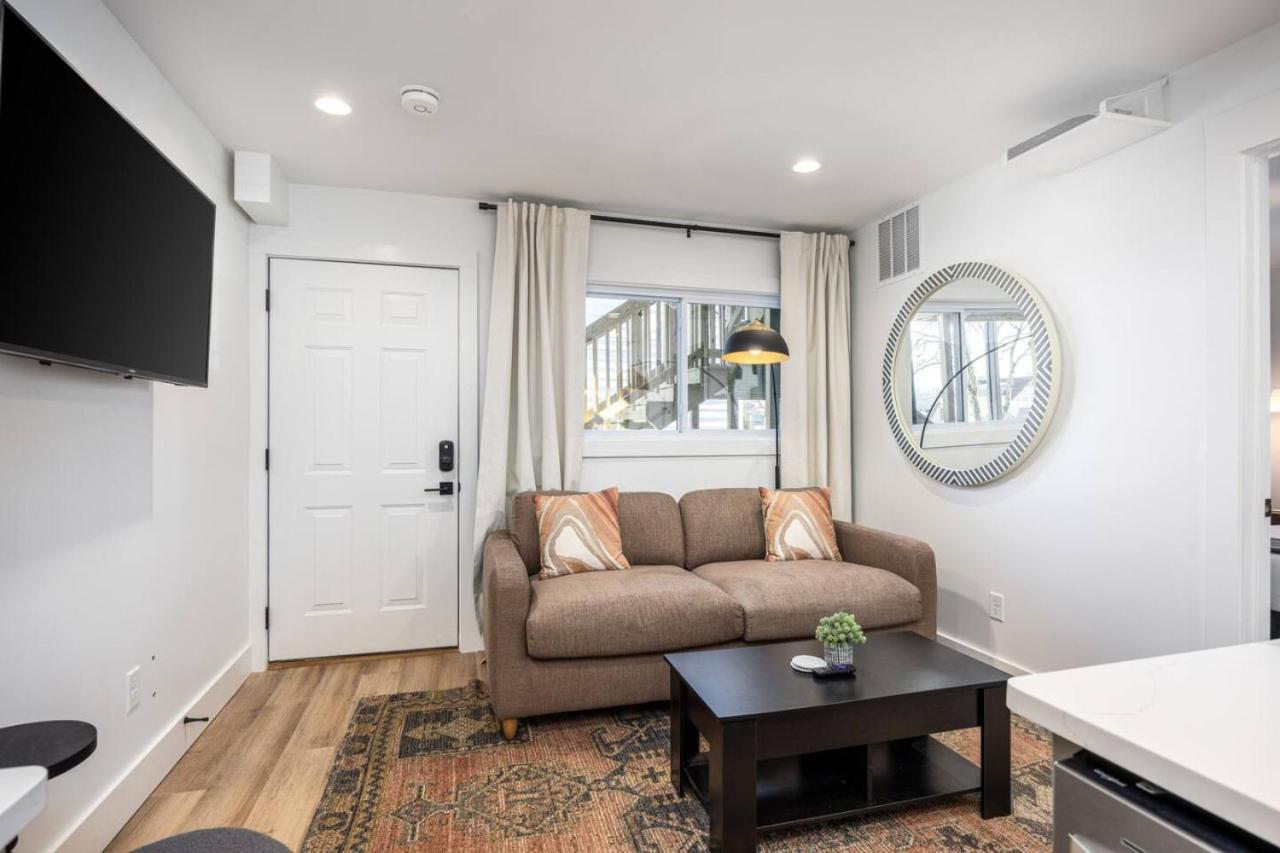 Bright By Vanderbilt And Belmont, 3 Miles To Downtown * Nashville