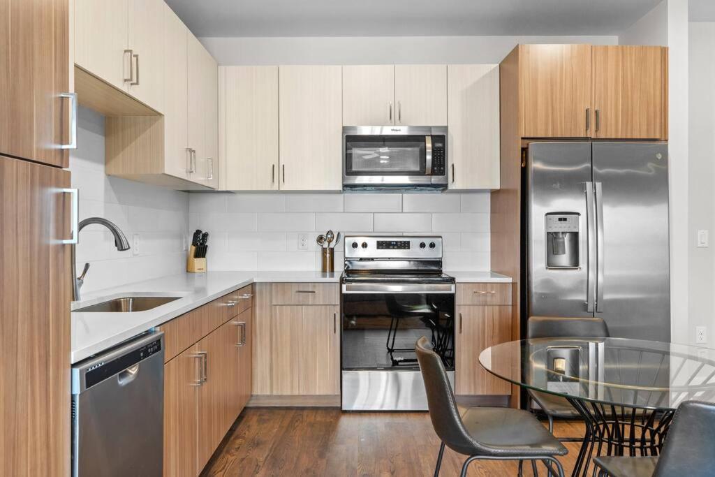 Apartment The Hollywood The Gulch *