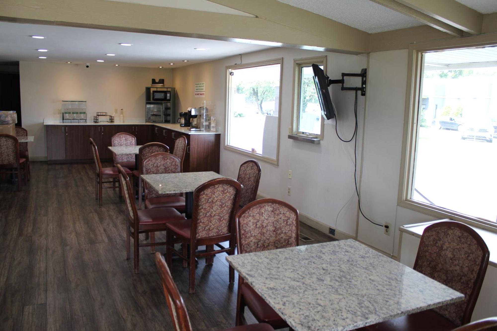 Executive & Nashville