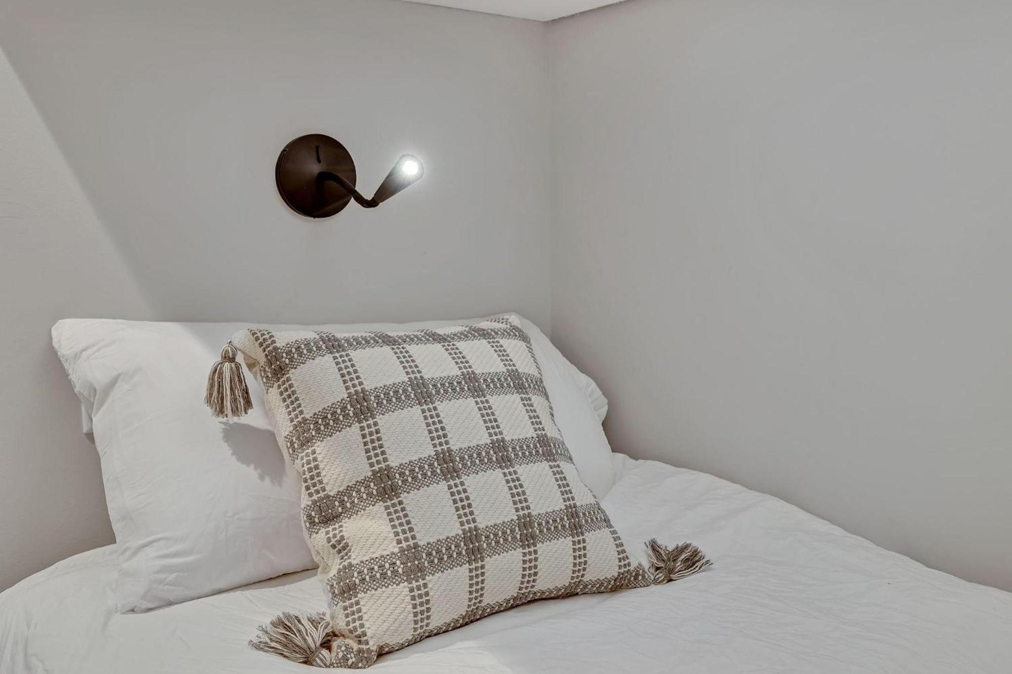 Holiday home Melrose Mix - Rooftop Deck - 5 Mins To Broadway *