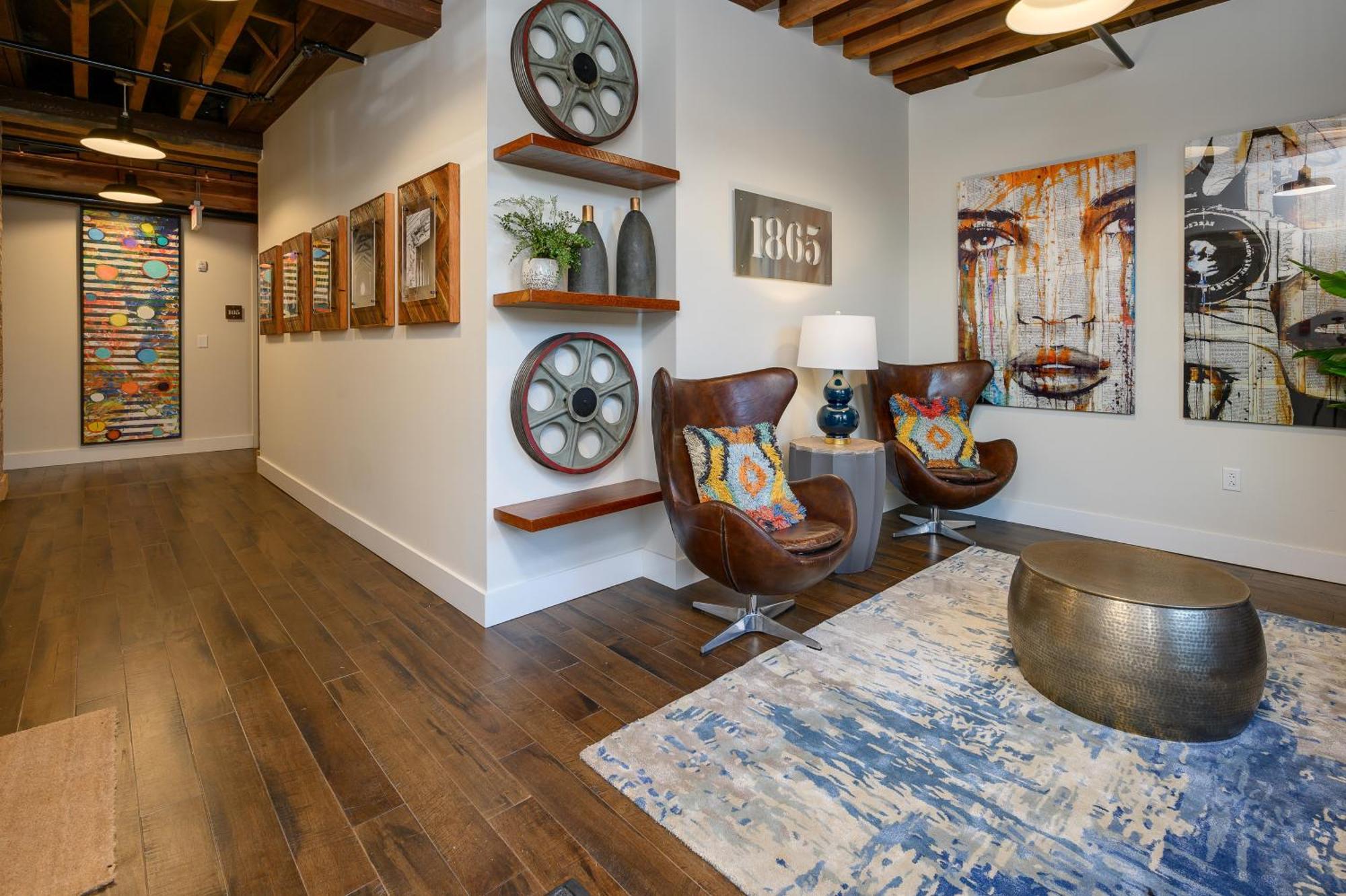 Apartment The 1865 #113 *