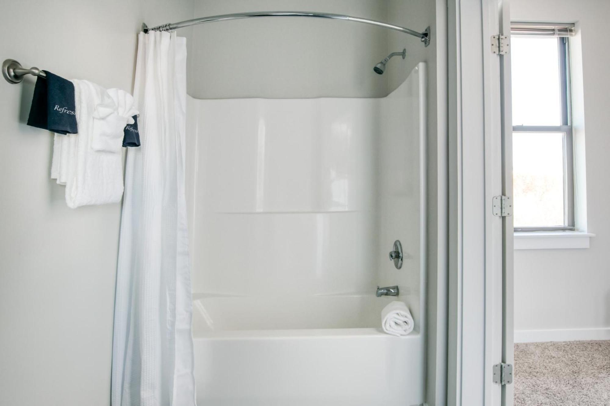 Cozysuites Music Row Modern 1br With Free Parking 02