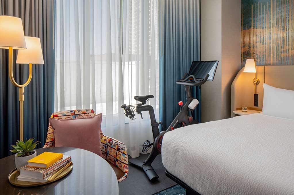 Hotel Tempo By Hilton Downtown