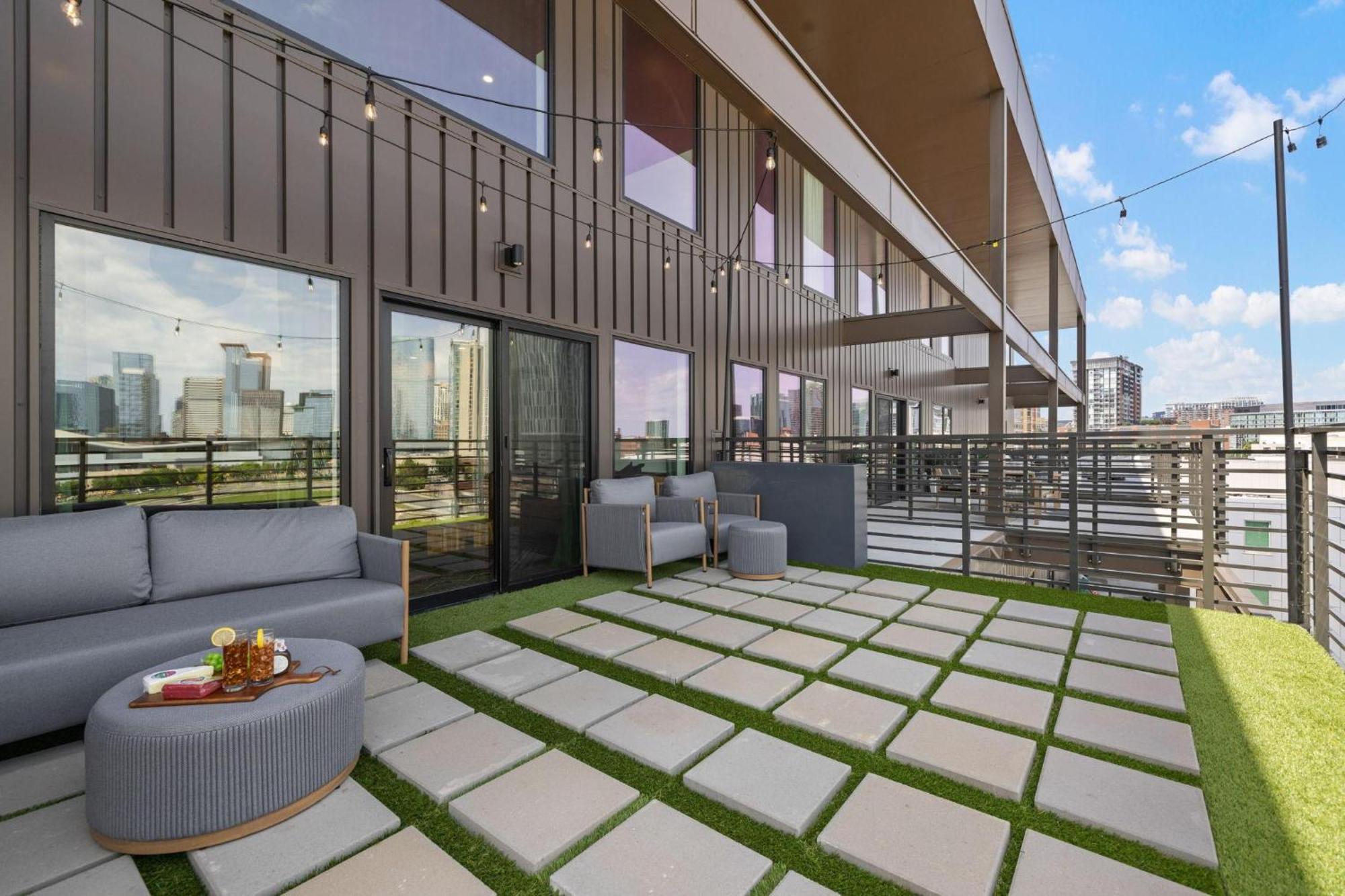 - 635 7th Ave S Unit 608 Nashville