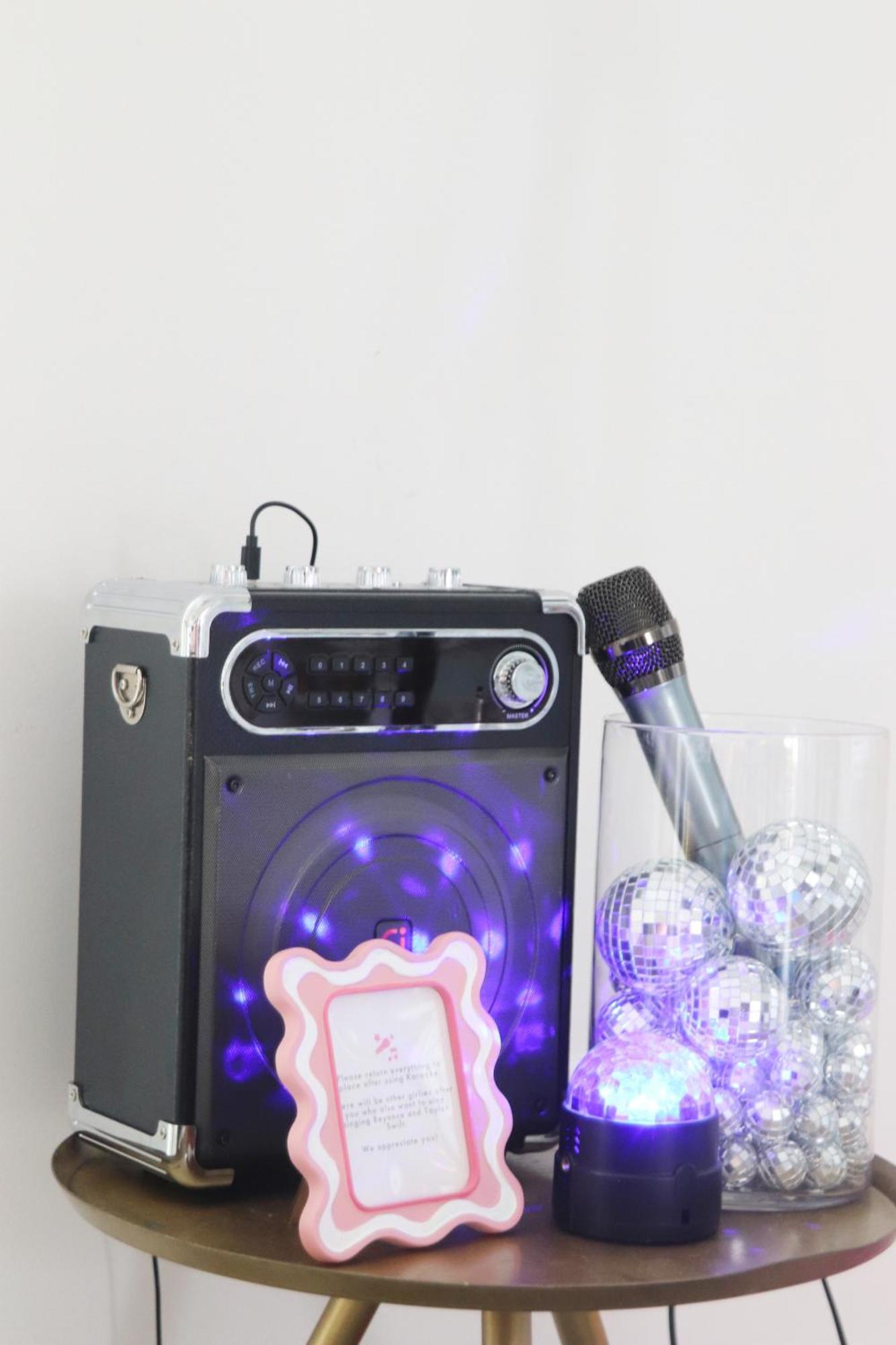 Welcome To Your East Oasis! Super Host! Holiday home