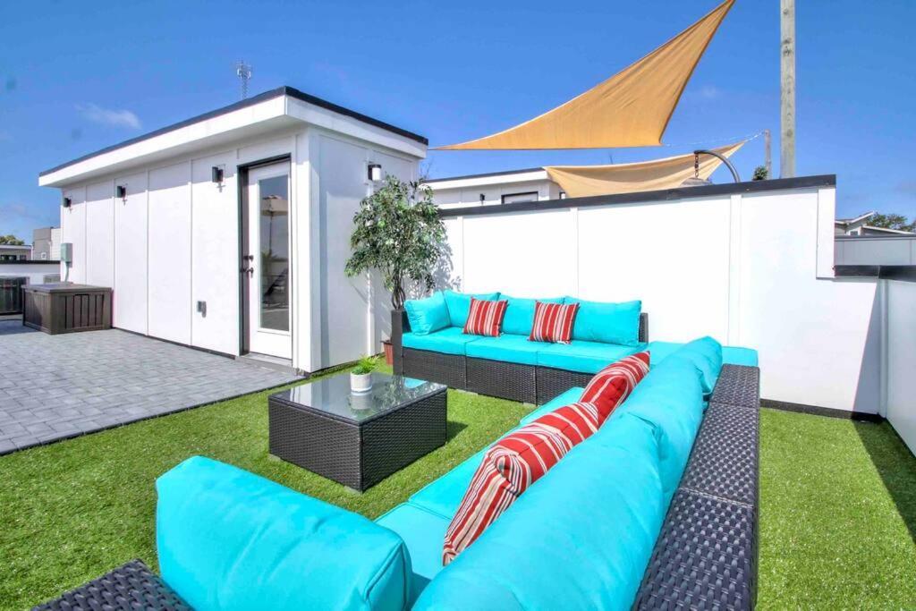 Luxurious Morden Loft Huge Rooftop & Skyline Views * Nashville