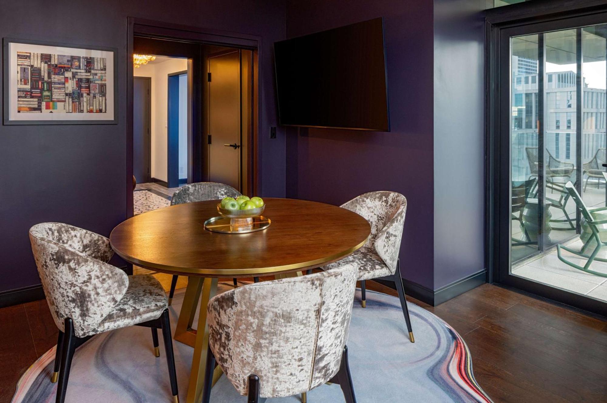 Hotel Tempo By Hilton Downtown