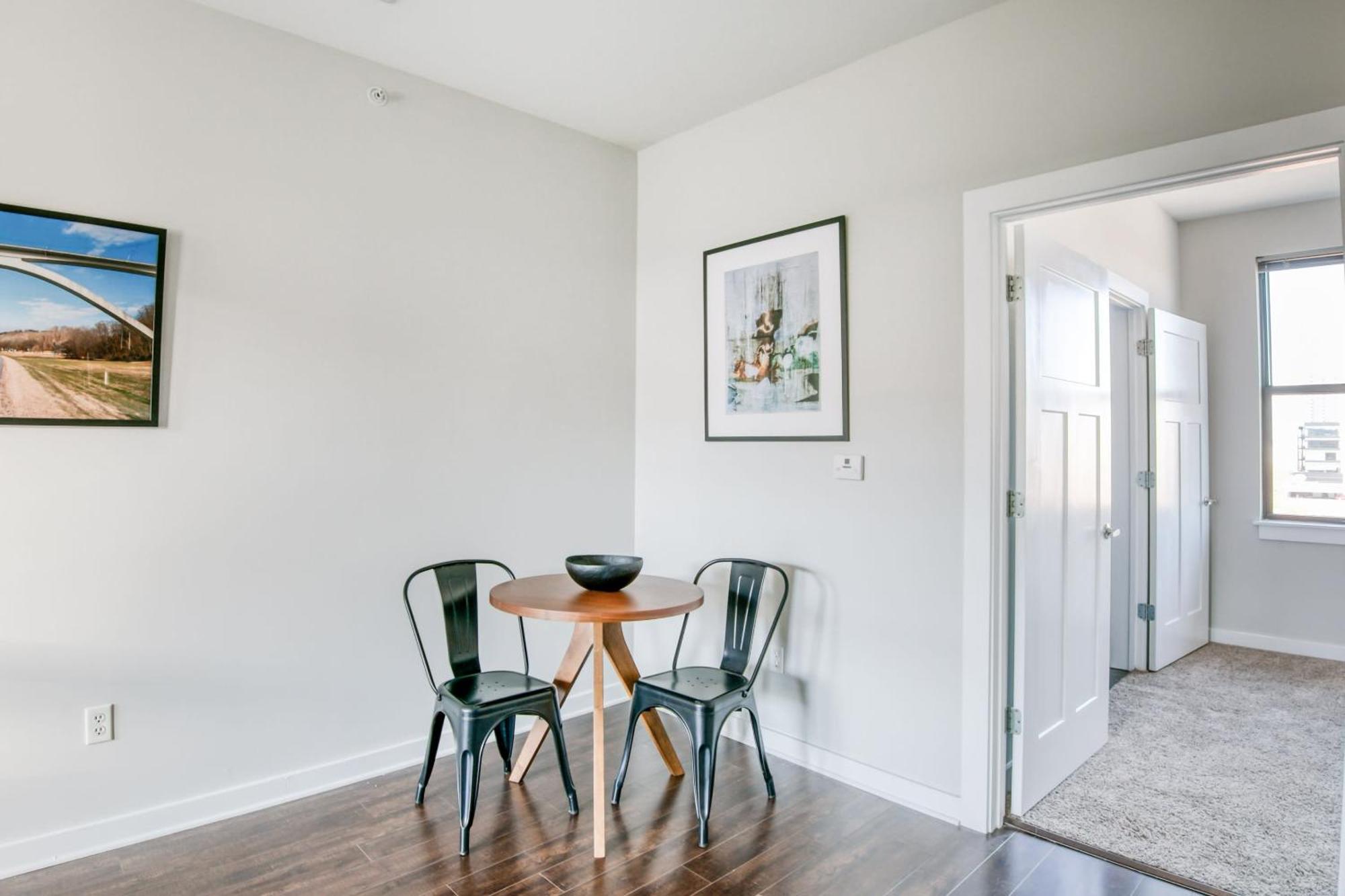 Cozysuites Music Row Modern 1br With Free Parking! 47 Apartment