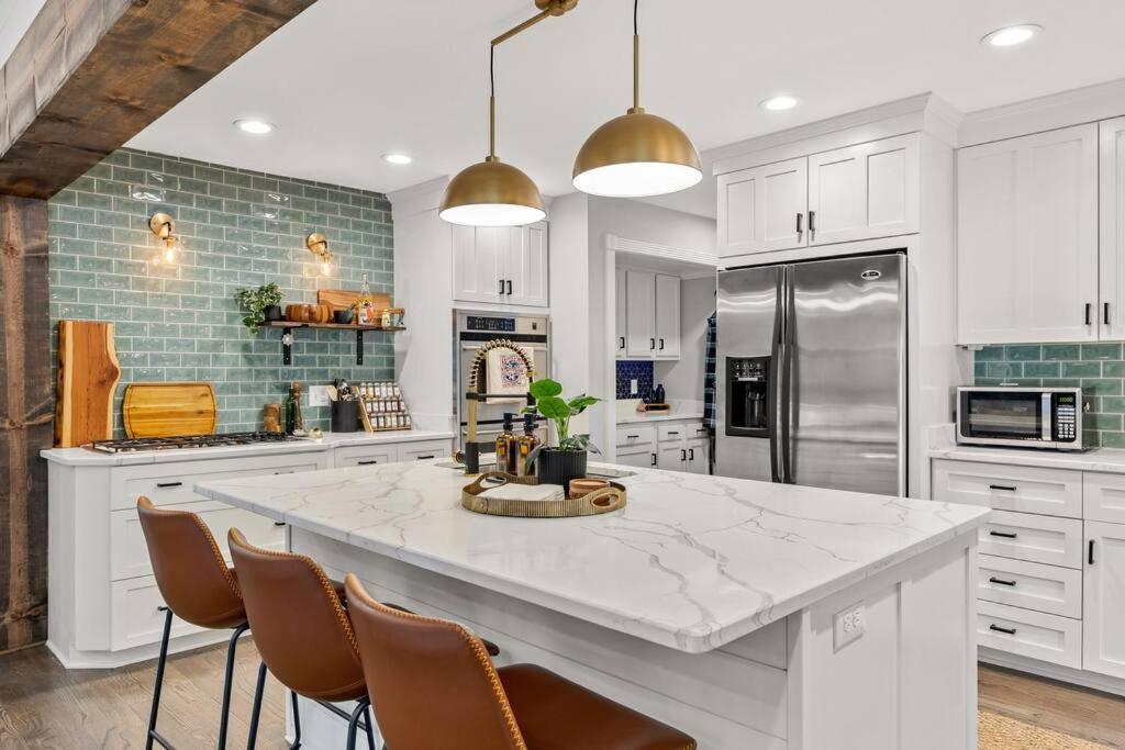 Holiday home Luxury Oasis - Airport, Downtown, Opry, *