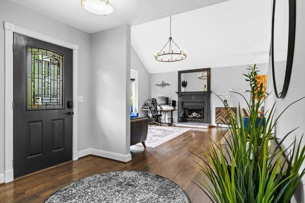 Luxury Oasis - Airport, Downtown, Opry, *