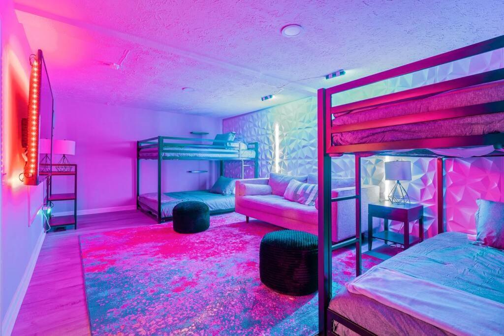 Luxury Oasis - Airport, Downtown, Opry, Holiday home