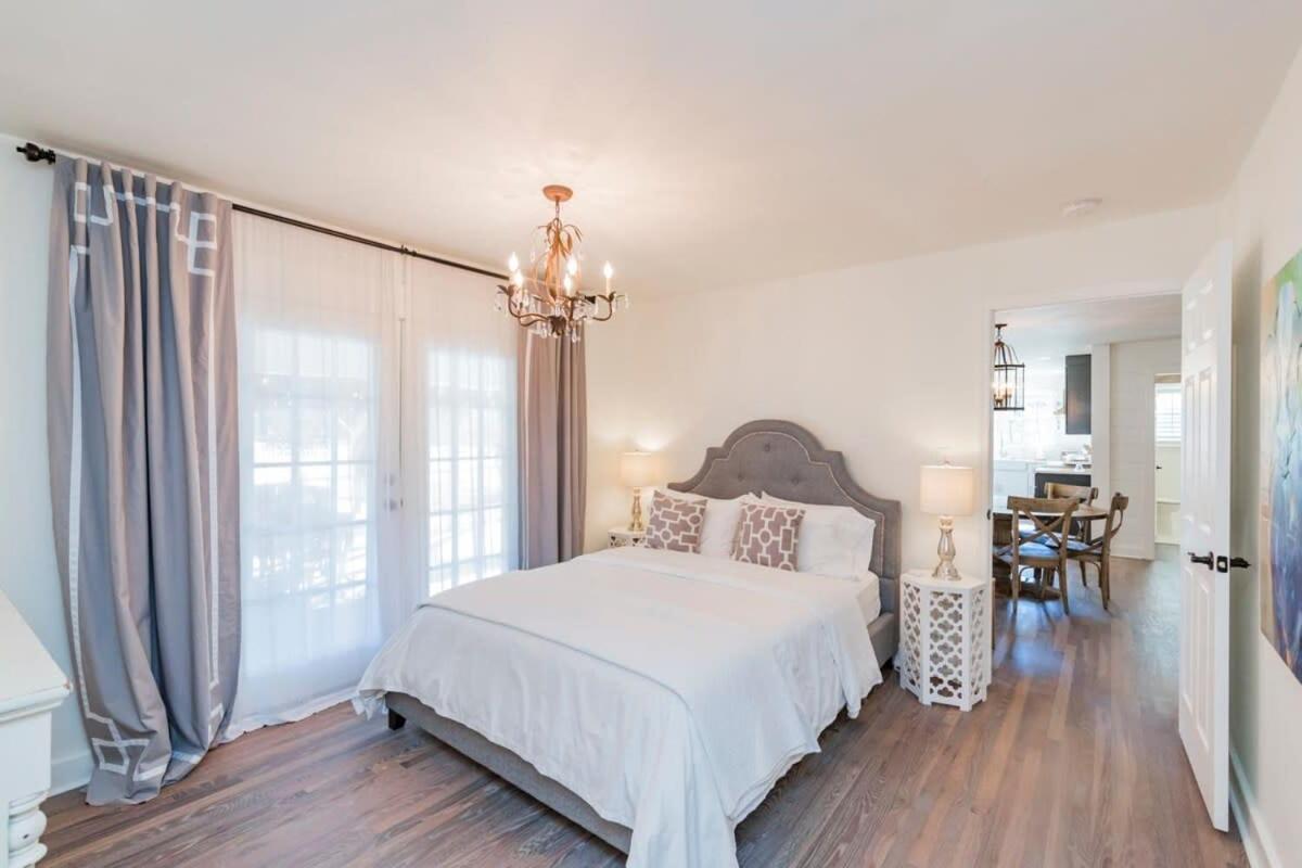 Enchanting Retreat 15 Minutes To Holiday home *