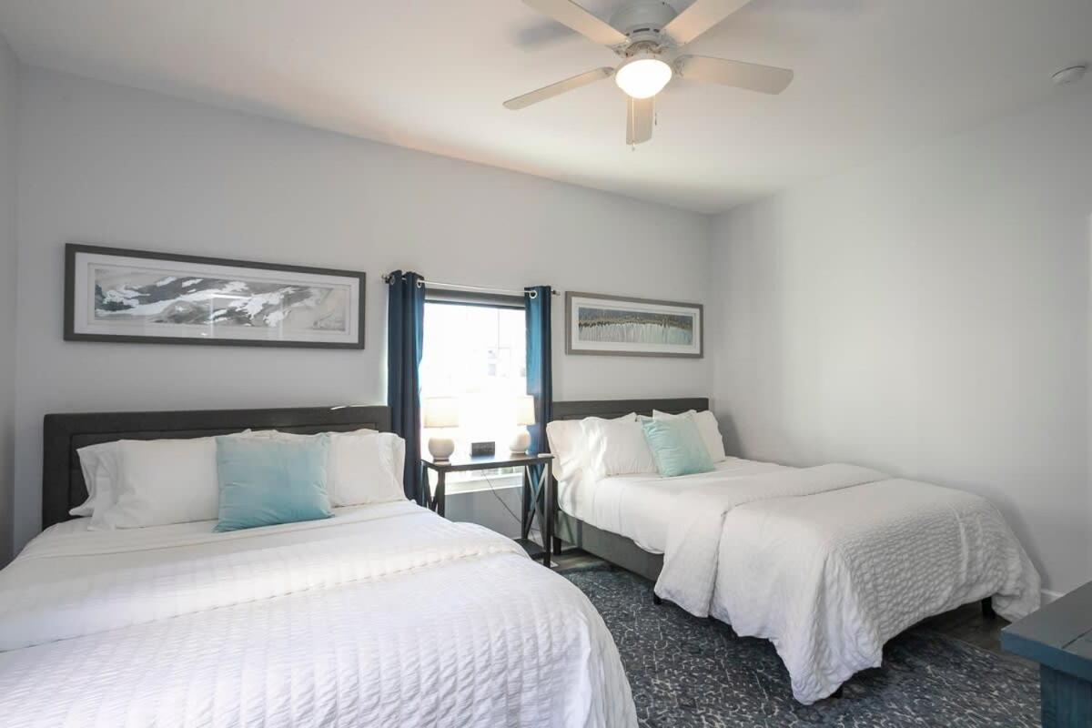 Spacious Only 2 Miles From Downtown Holiday home Nashville