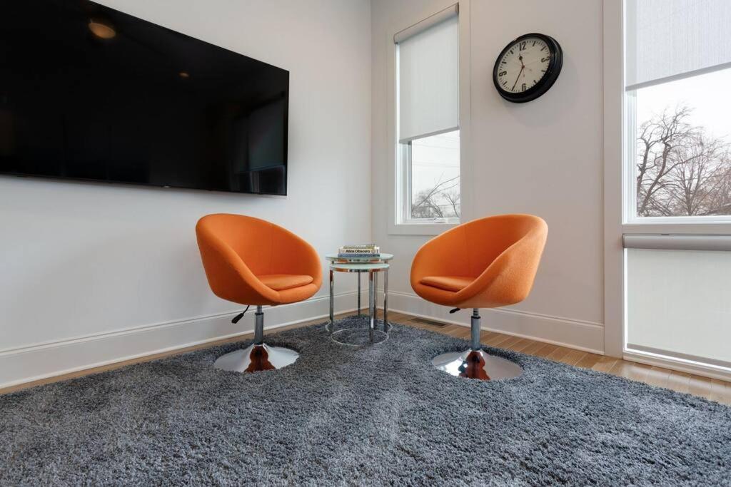 Beautiful 3 Bedroom! Near Broadway-12th S-gulch Nashville