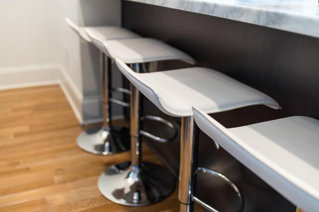 Holiday home Beautiful 3 Bedroom! Near Broadway-12th S-gulch Nashville