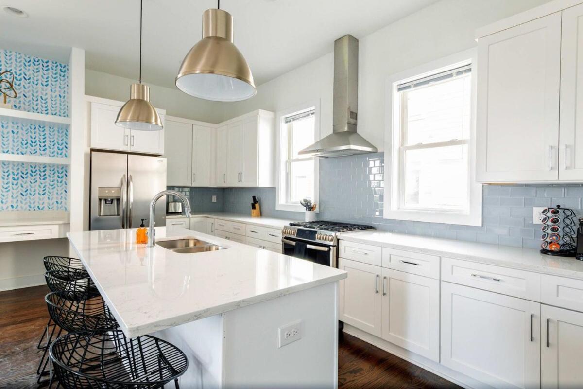2 Lux Homes Huge Rooftop 2mi To Dt Sleeps 24