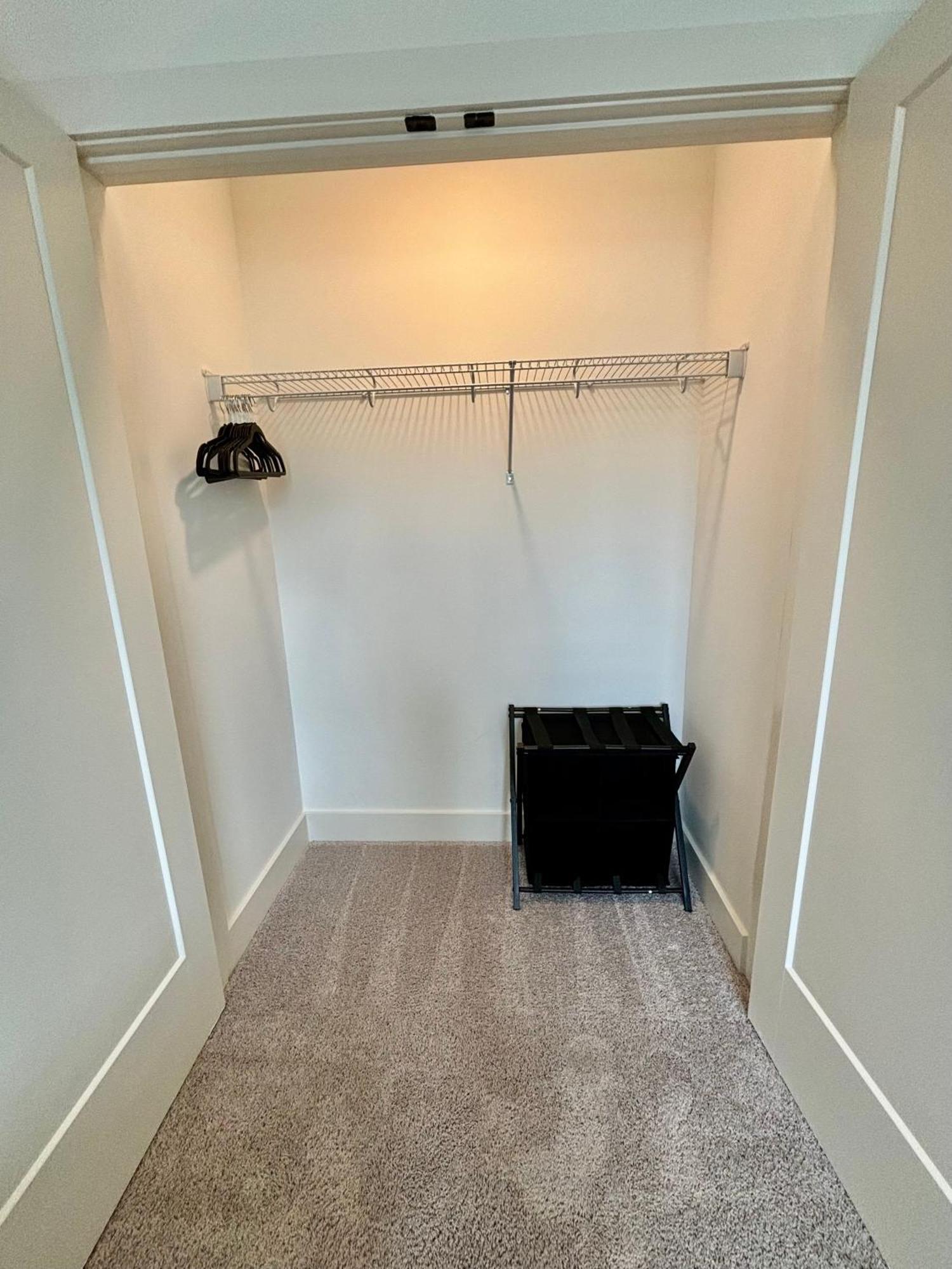 5 Min To Broadway Game & Ping-pong Parking