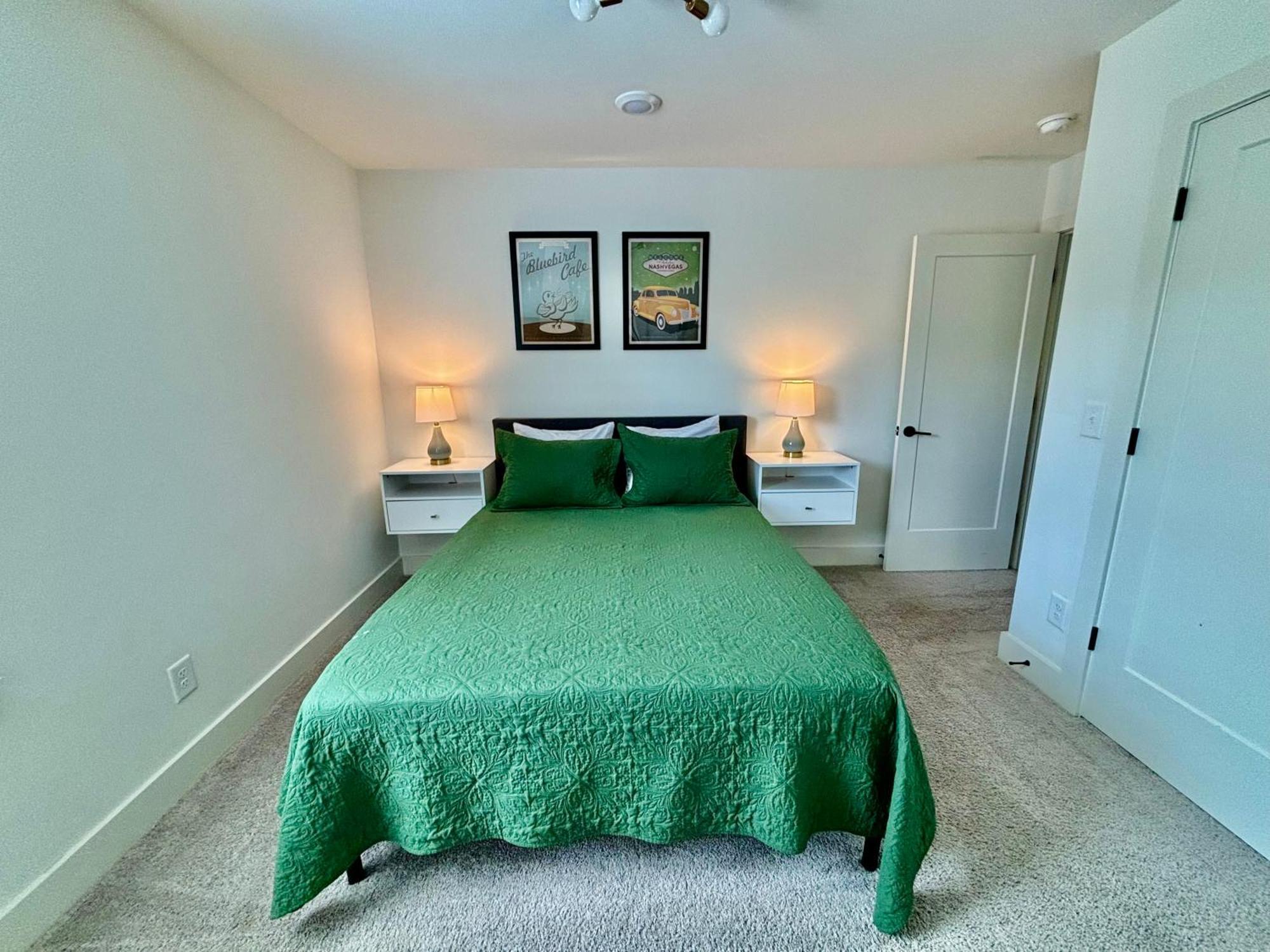 5 Min To Broadway Game & Ping-pong Parking * Nashville