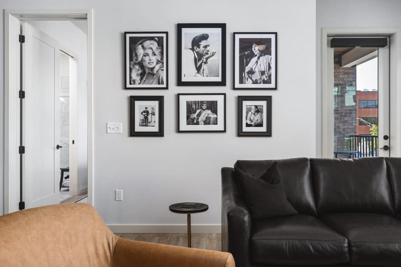 Upscale Music Row Corner Unit With Patio Rooftop With View And Gym