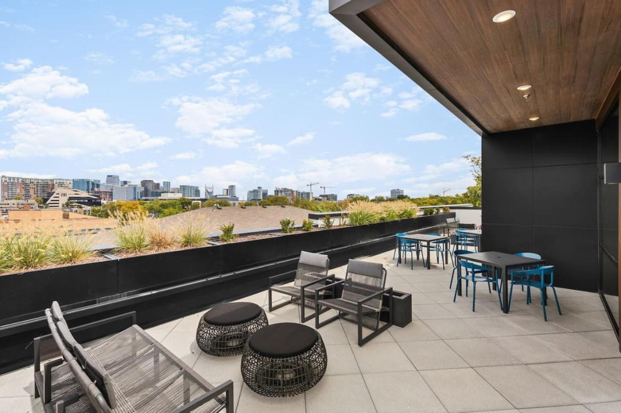 Upscale Music Row Corner Unit With Patio Rooftop With View And Gym