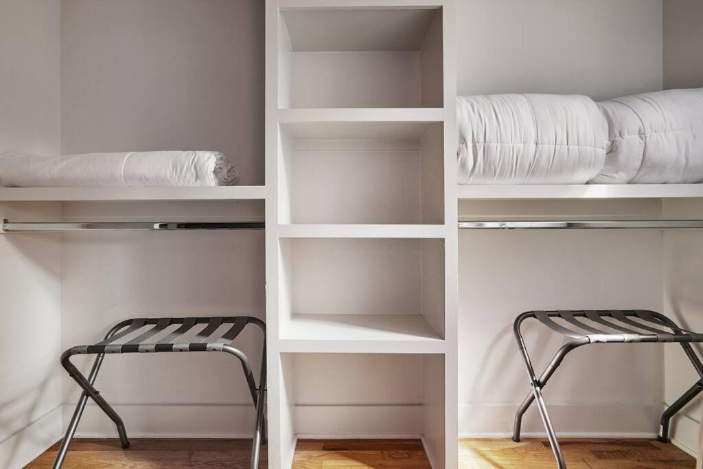 Holiday home Ultimate Bach 10min To Dt Ig Walls Every Nashville