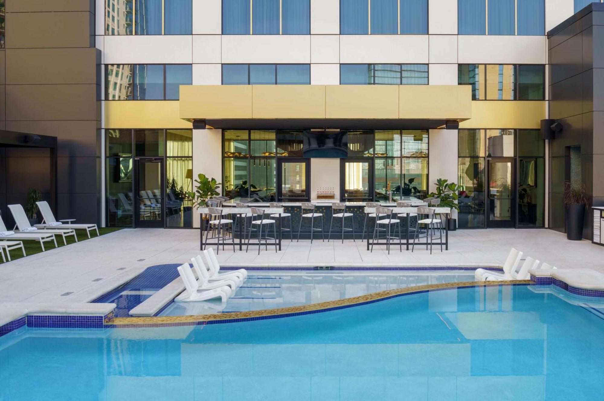 Tempo By Hilton Downtown Hotel