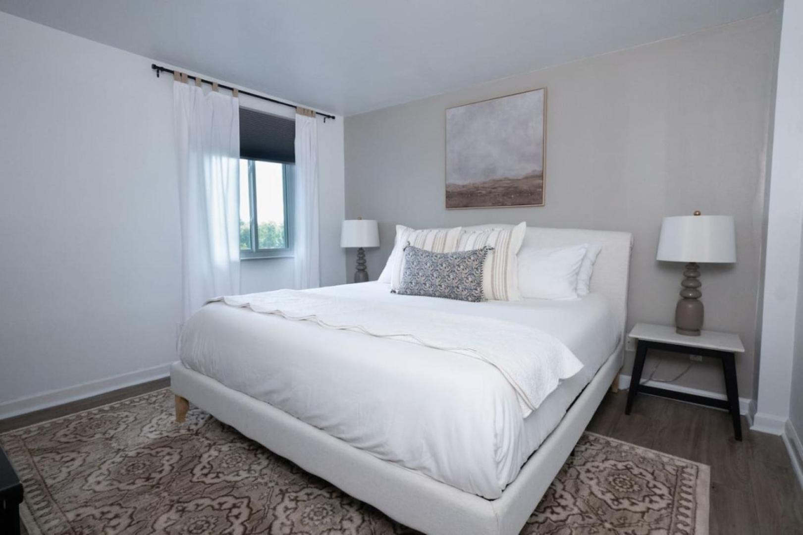 Holiday home Stunning Riverfront Getaway In Downtown