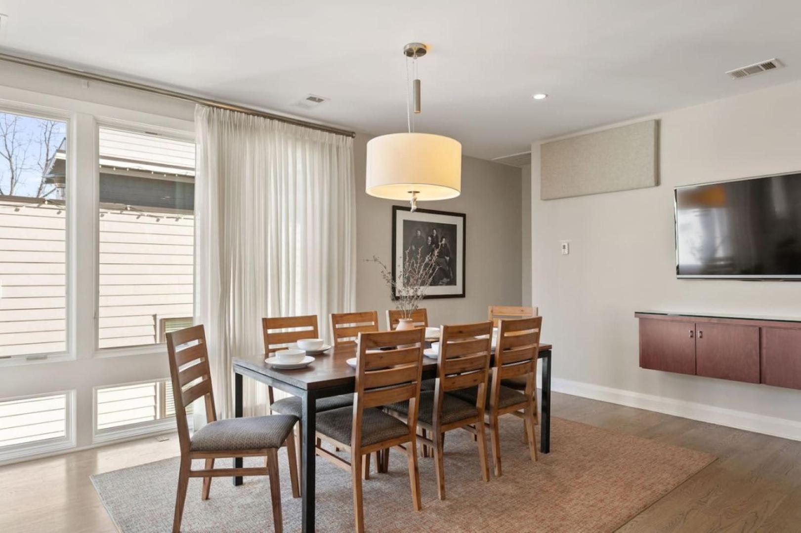 Holiday home Downtown W Rooftop Deck 4 Bedrooms 3 Baths