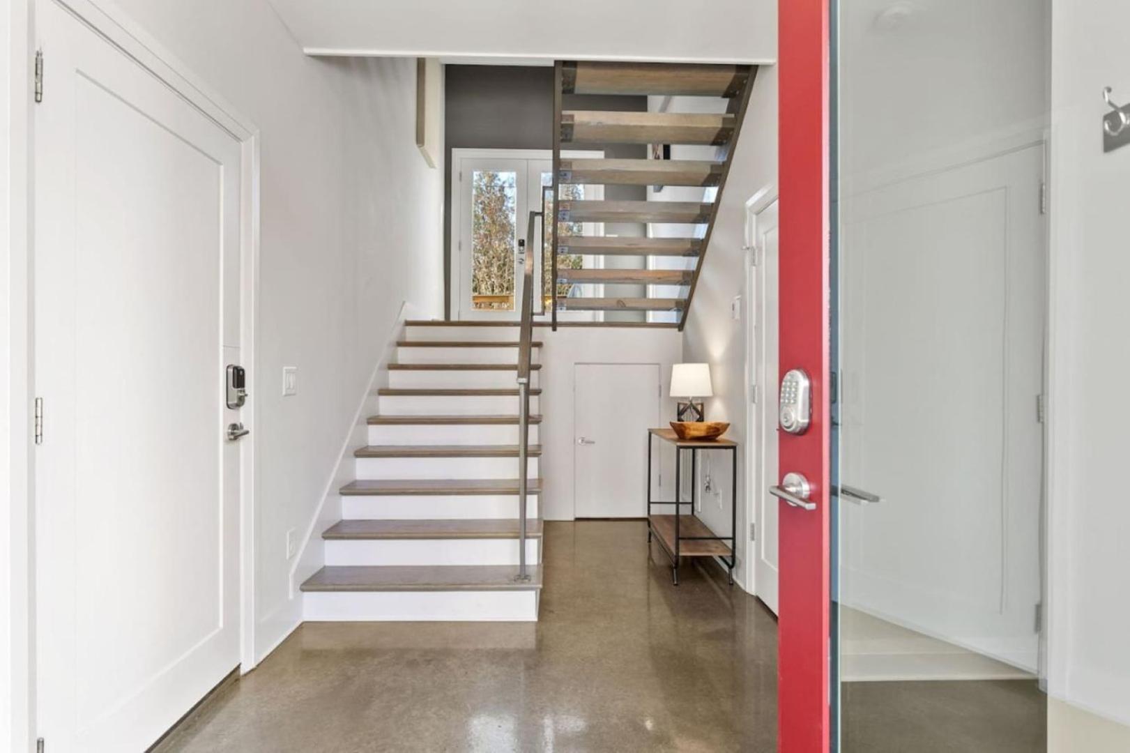 Downtown W Rooftop Deck 4 Bedrooms 3 Baths Holiday home Nashville