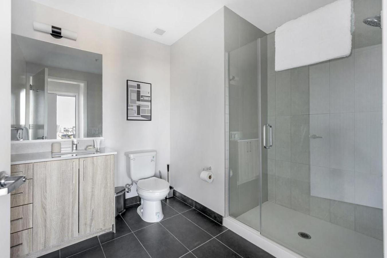 Landing At 2010 West End - 2 Bedrooms In Midtown *
