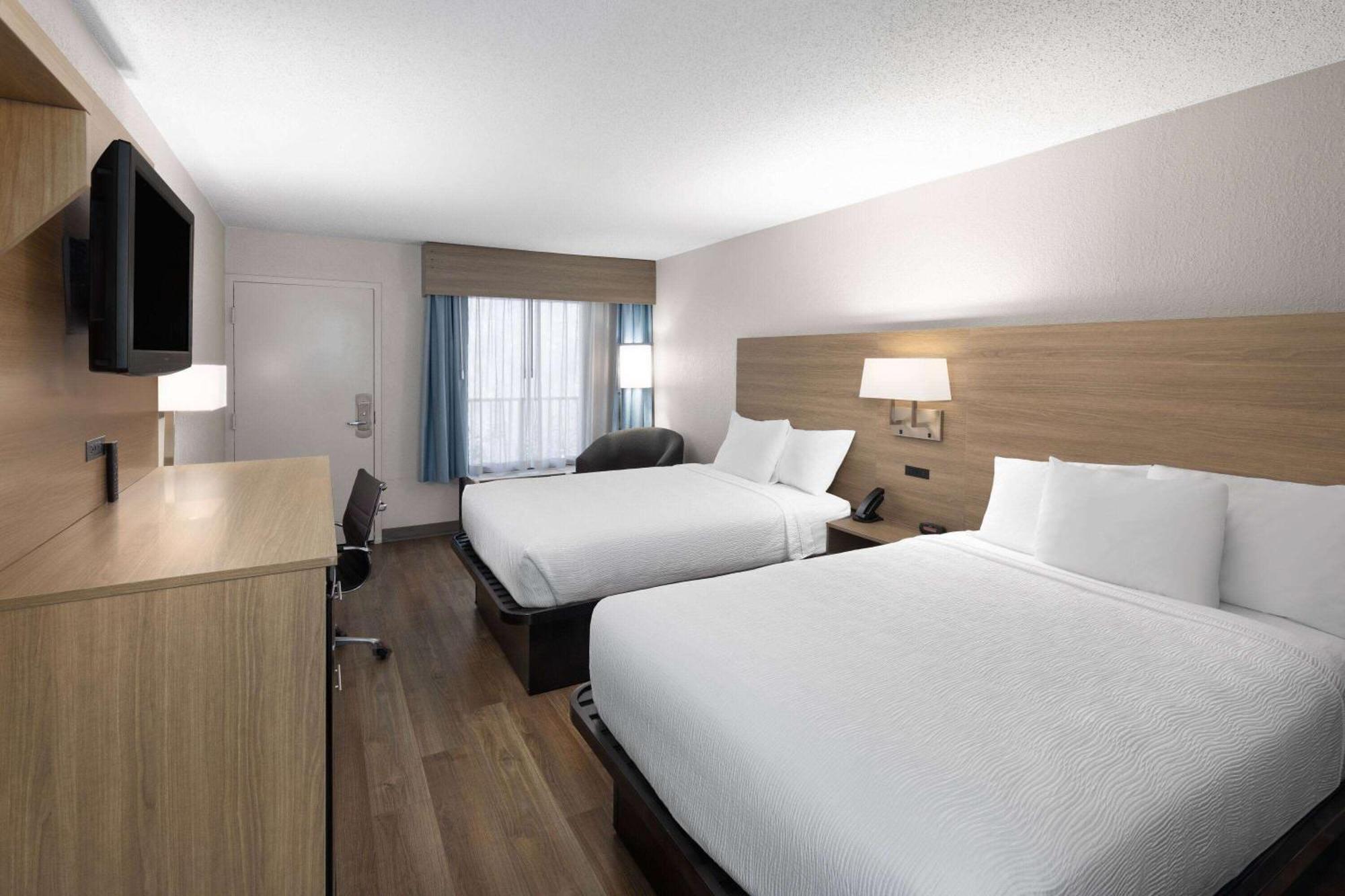 Baymont By Wyndham Airport Nashville