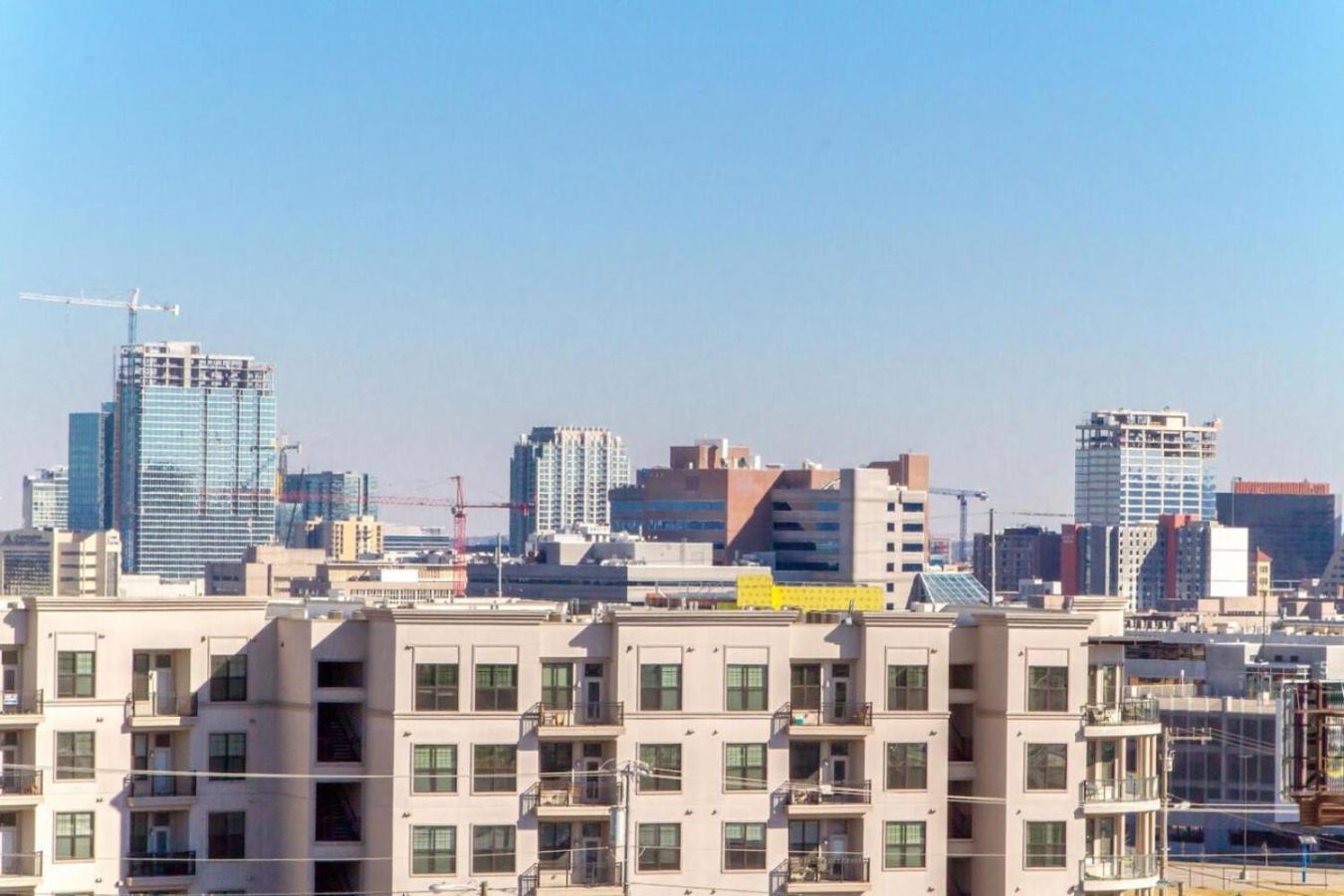 Beautiful West Rooftop Deck Nashville
