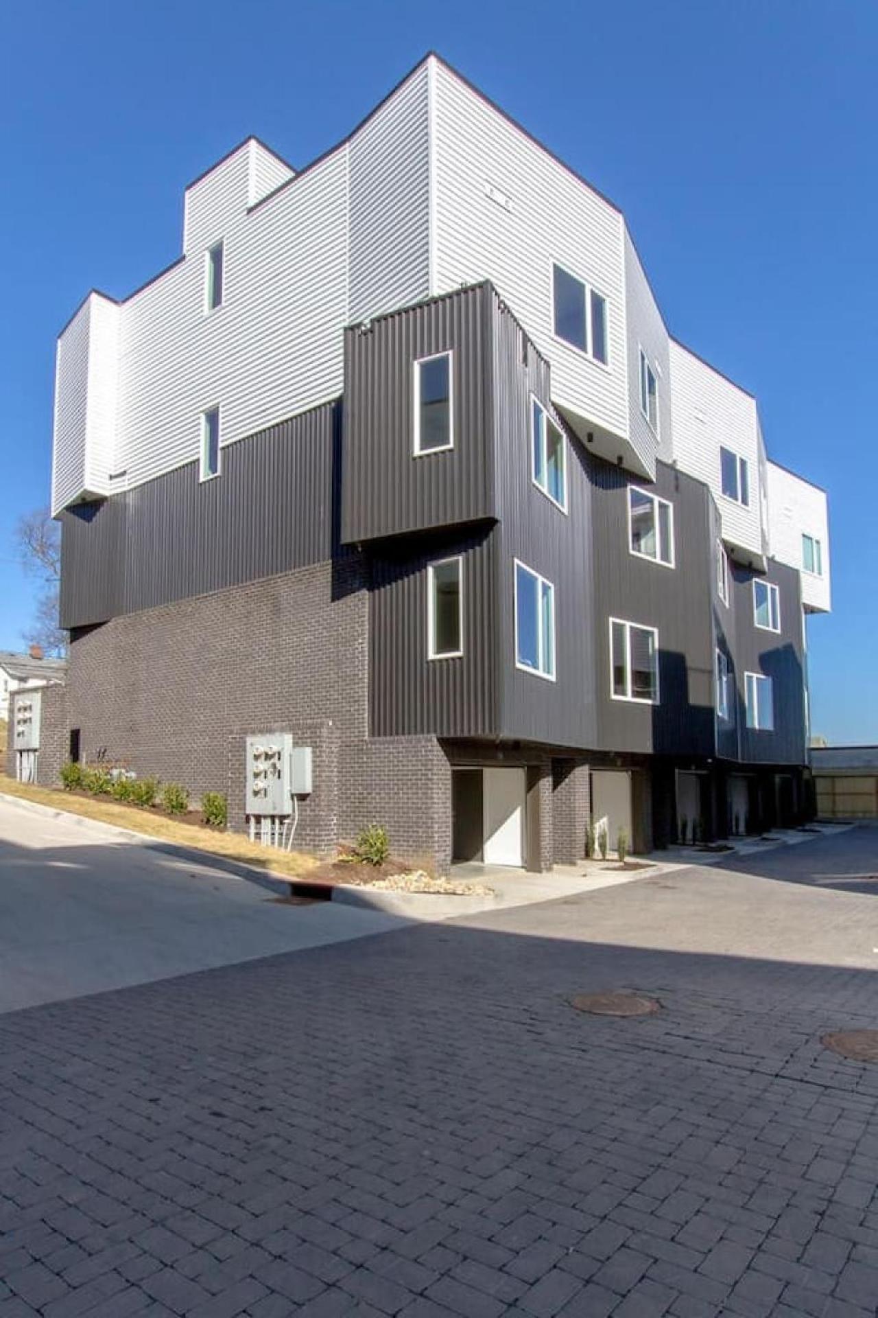 Holiday home Beautiful West Rooftop Deck