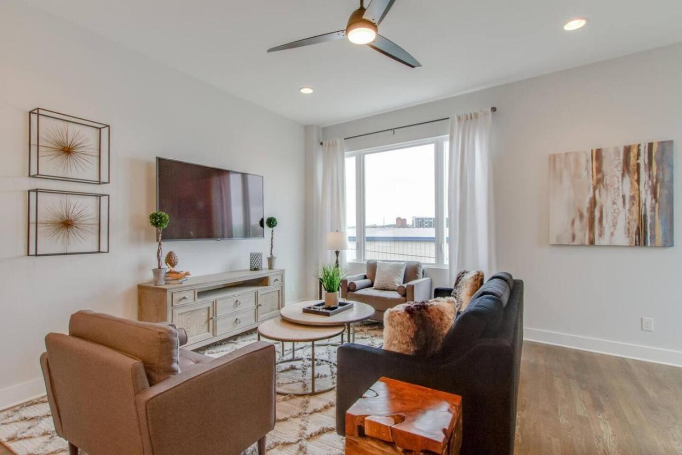 Holiday home Beautiful West Rooftop Deck