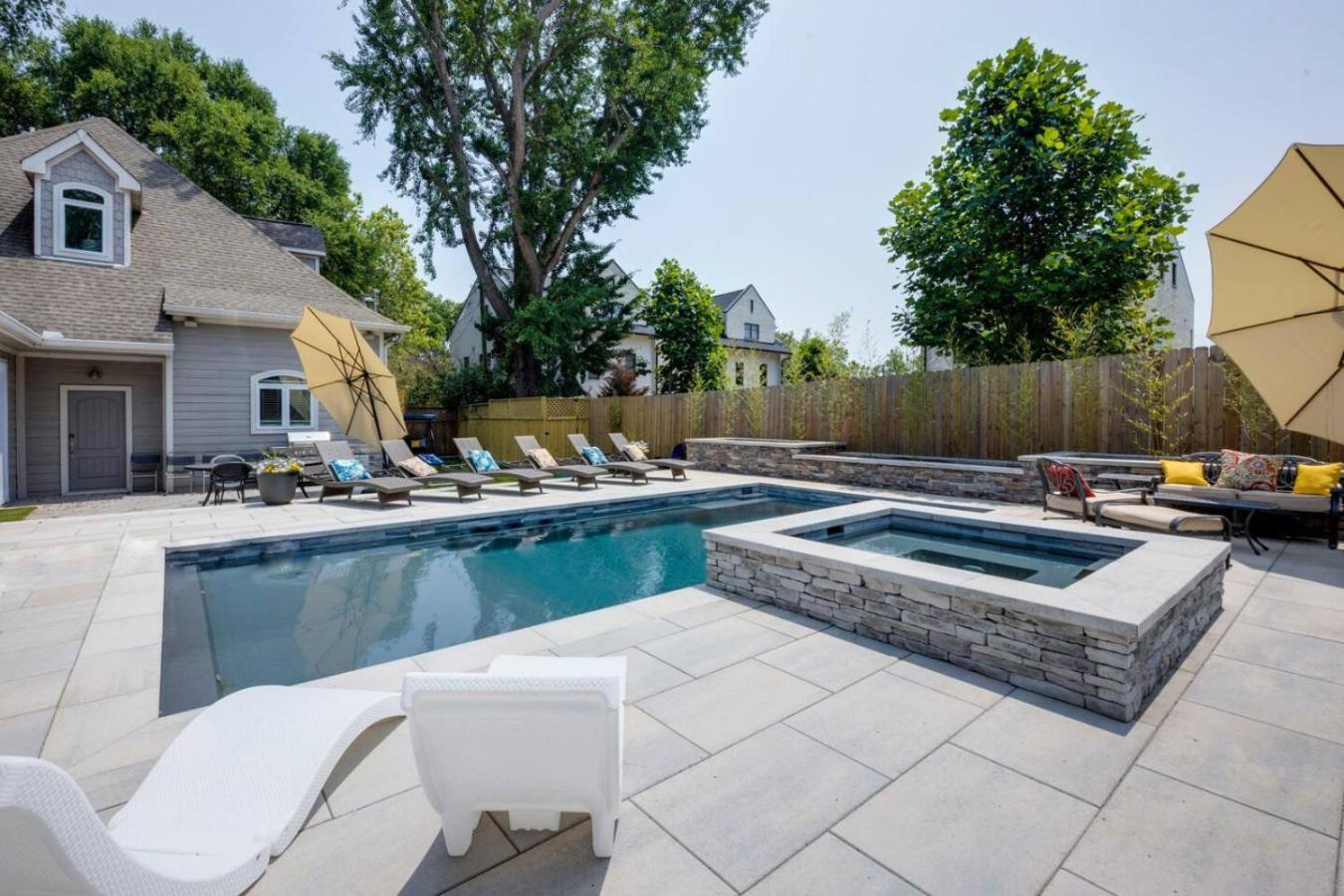 Holiday home Ultimate Luxury Retreat Mega Mansion Pool And Nashville