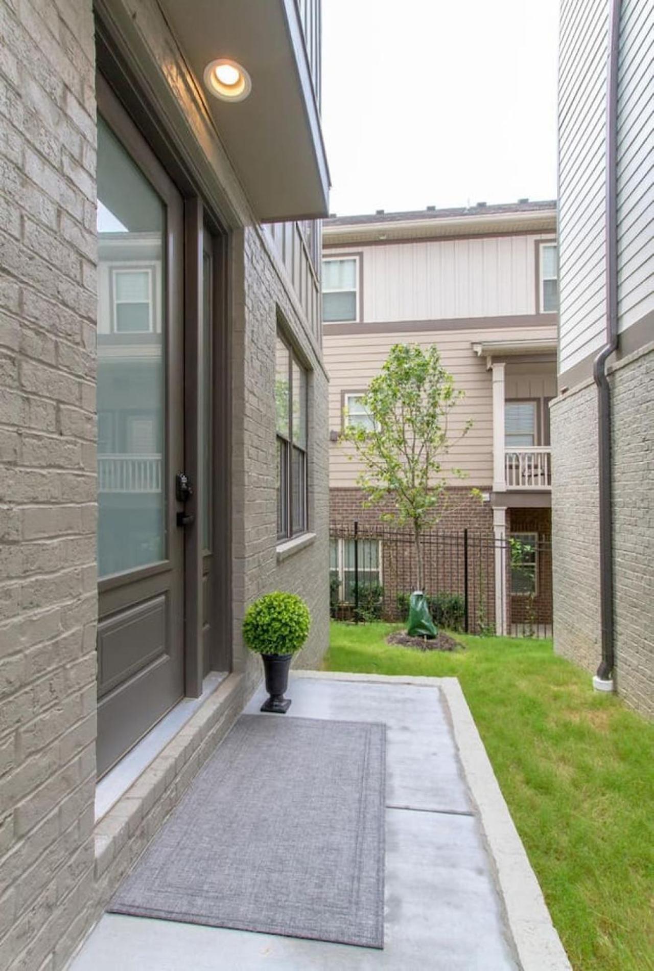 Gulch Mega Super Rooftop Premier Location Holiday home Nashville