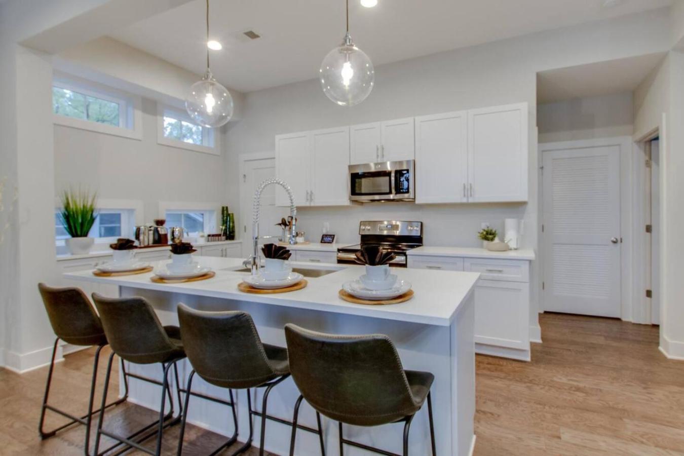 Superb Luxury Big And Gorgeous Comfy Beds *