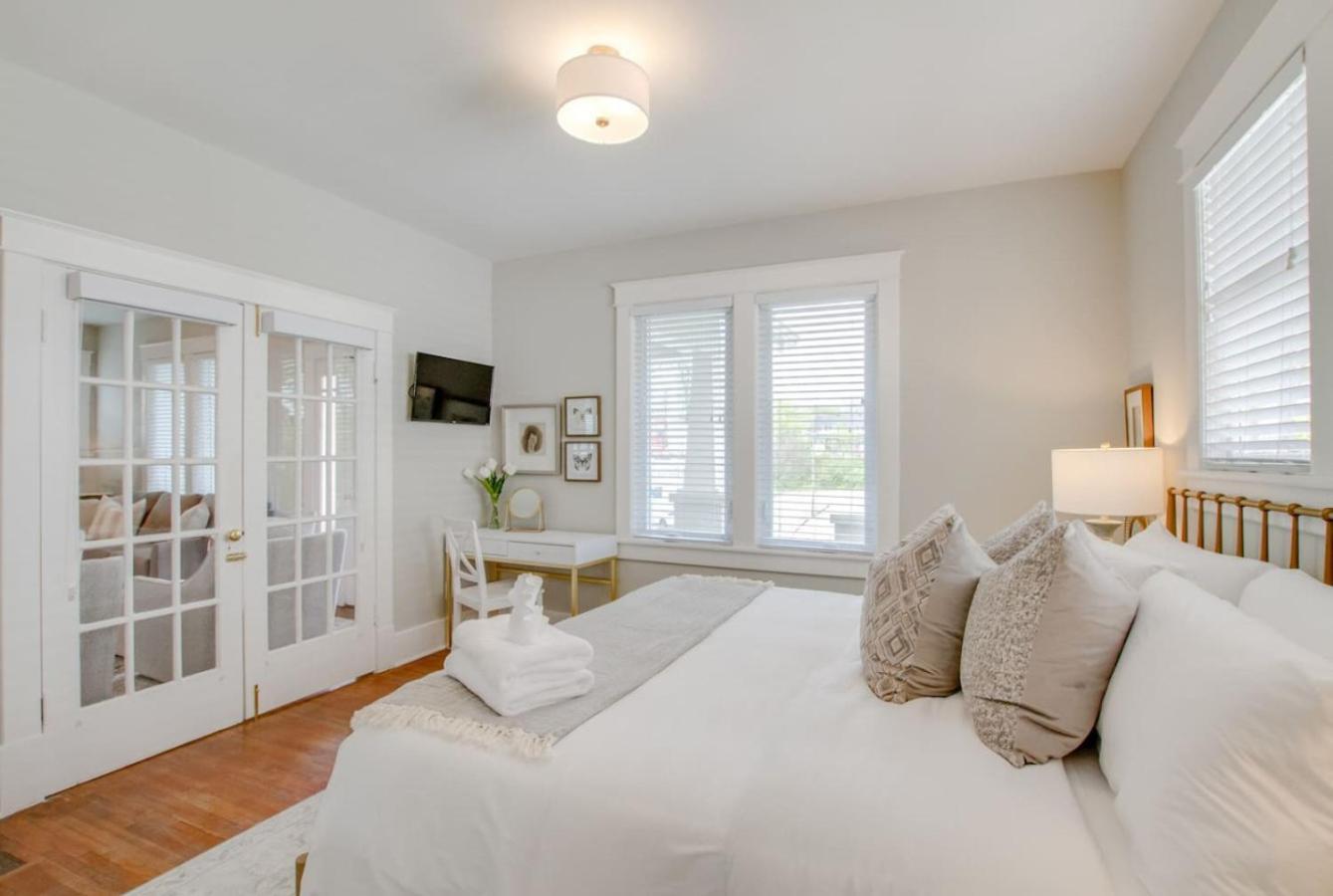 Holiday home The Pink Door Beauty Stunning And Fresh