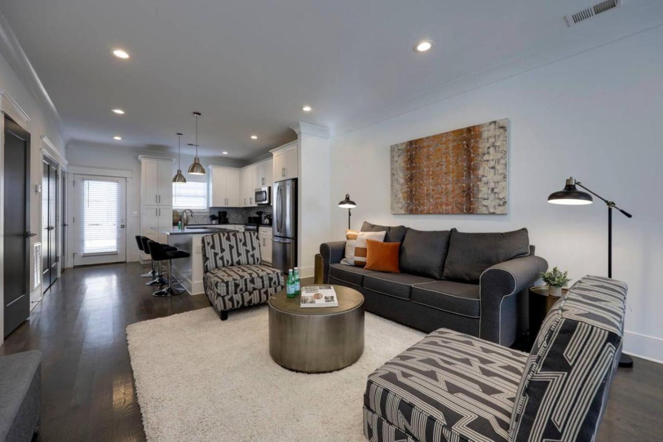 Music Townhome Great For Groups Holiday home *