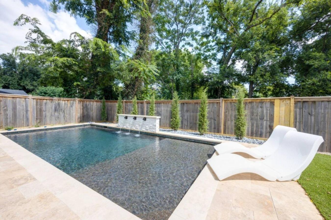 East Bliss Pool And Putt Putt Paradise Nashville