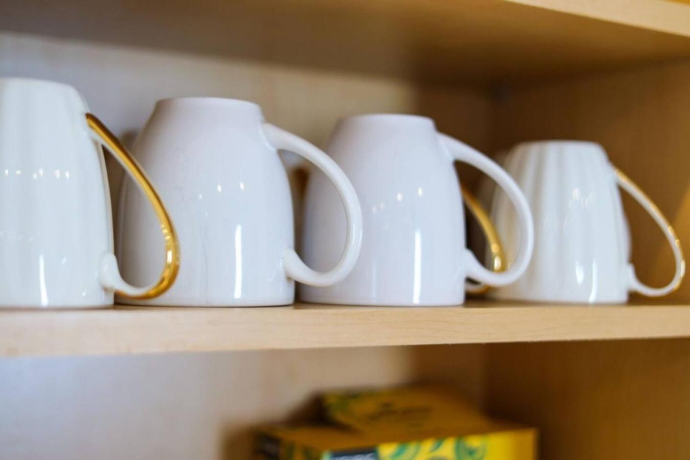 Metro Charm - Rooftop Lounge - Hot Tub Holiday home