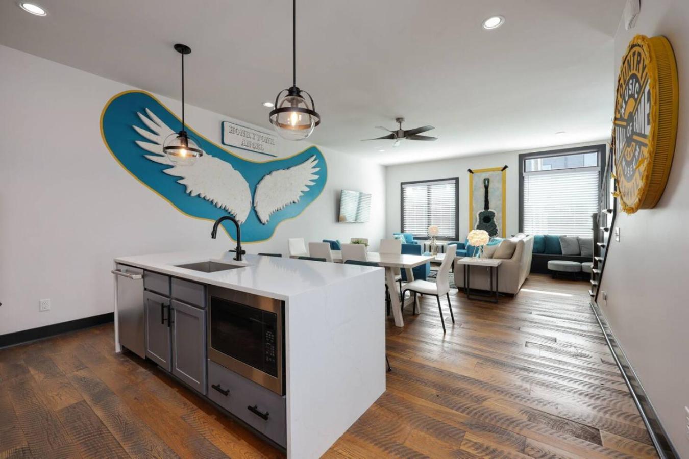 Two Townhomes- Rooftop Lounge- Hot Tub- Views Nashville