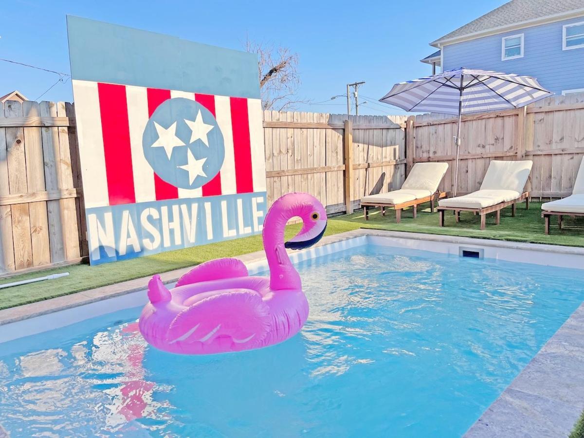 Private Heated Pool, Hot Tub-minutes From Broadway Holiday home