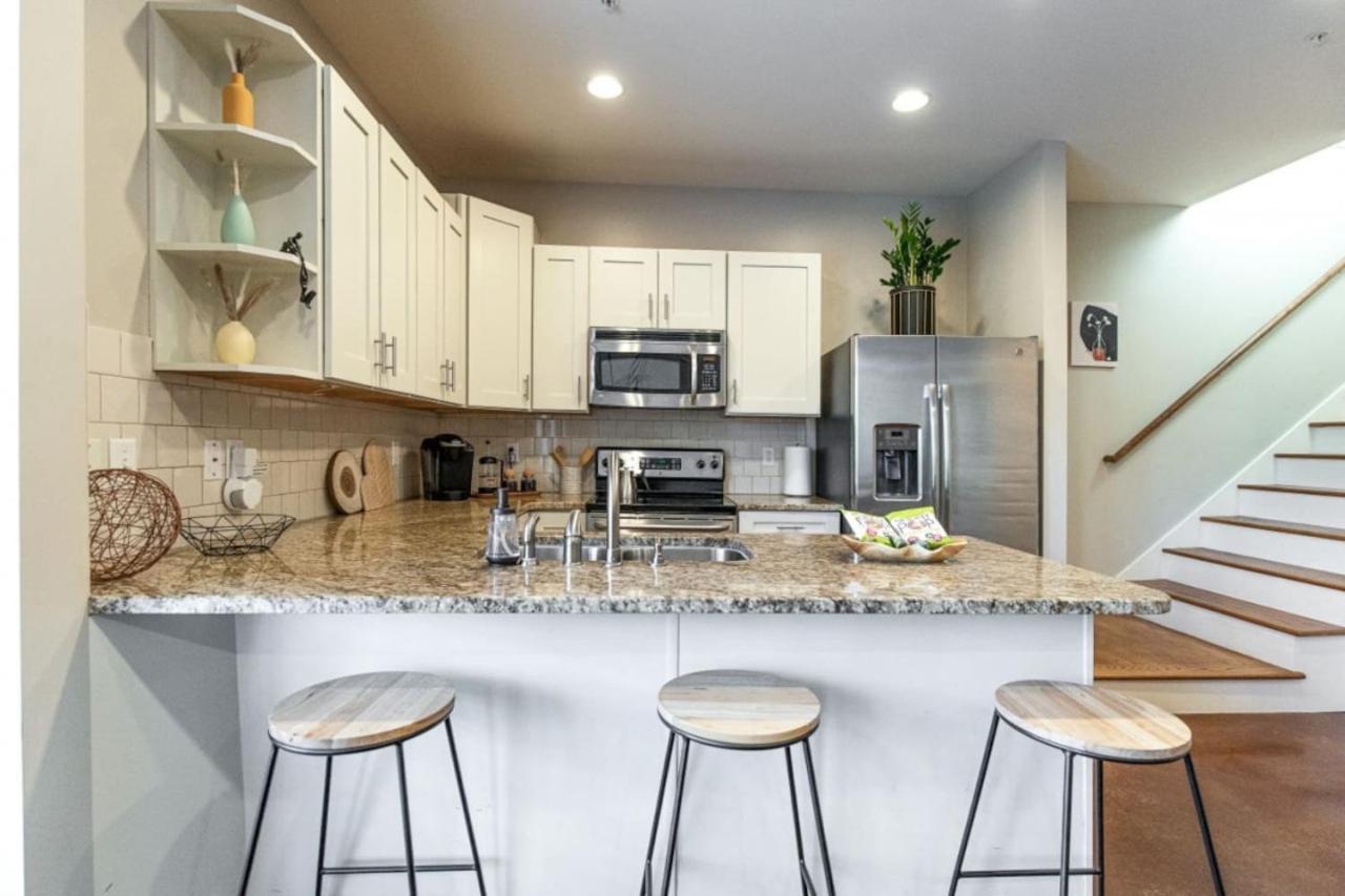 Charming Retreat Near Music Row & Vanderbilt * Nashville