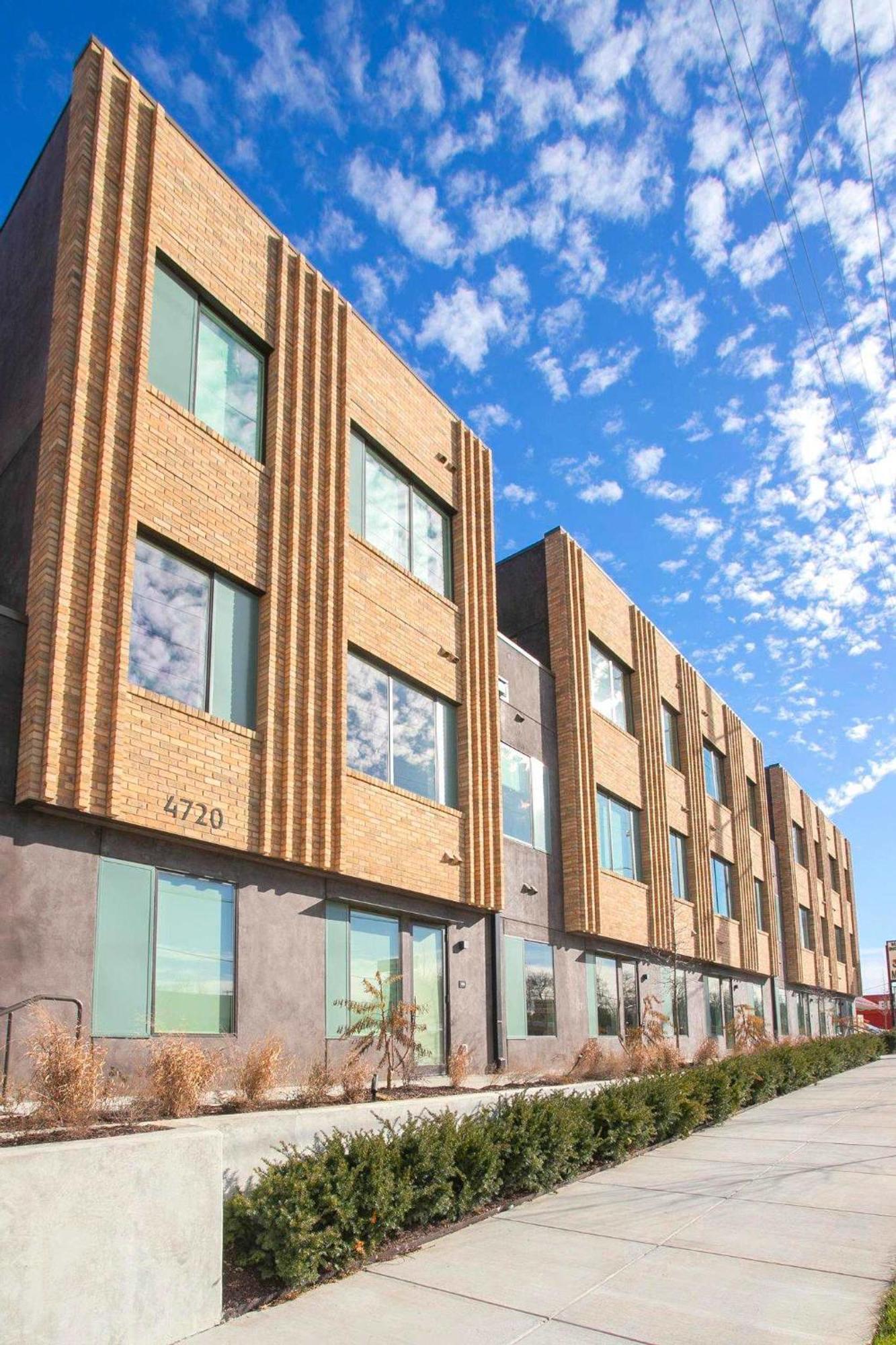 Apartment Chic 2br With Loft In East Nash Sleeps 6 *
