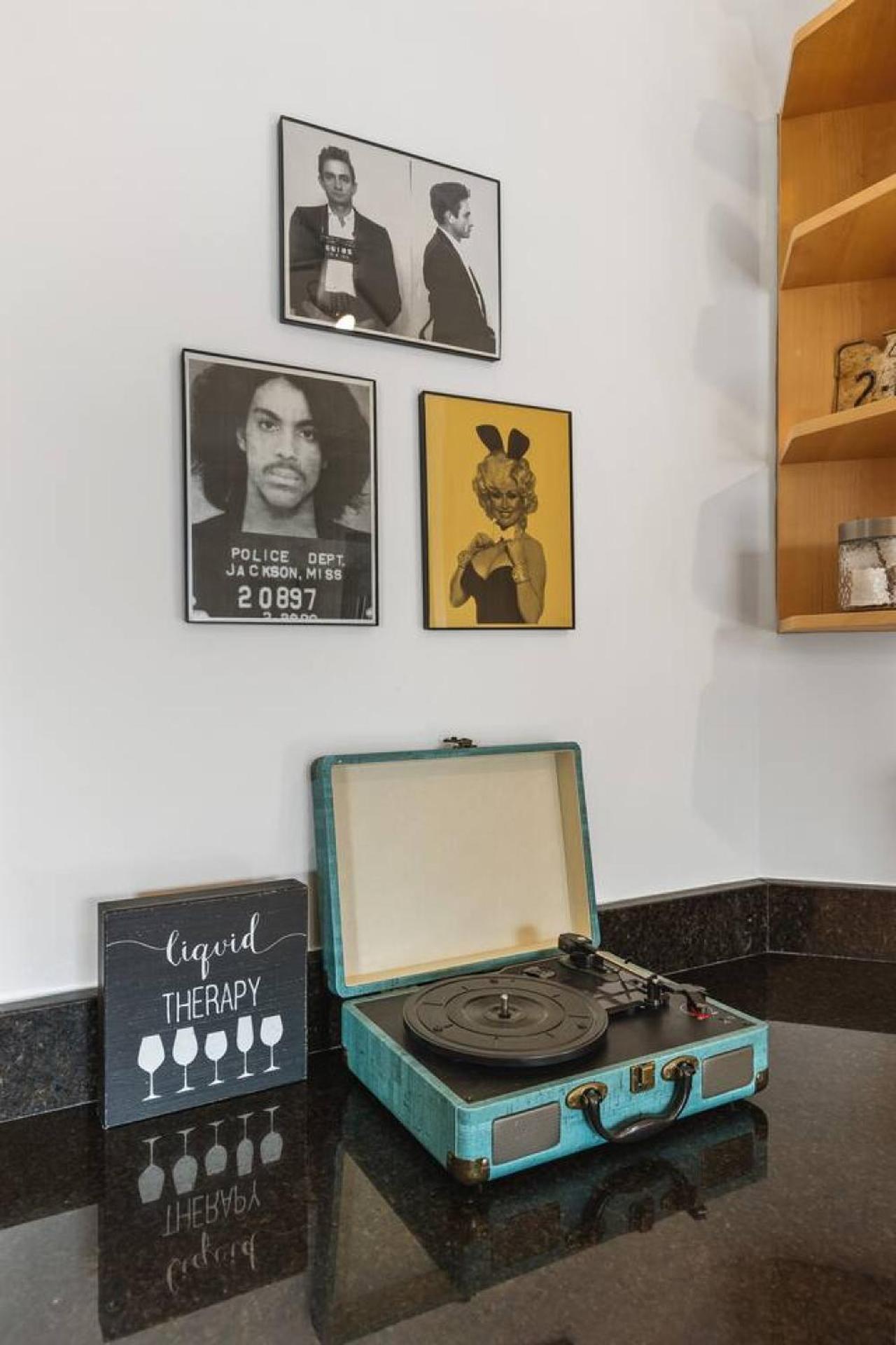 Holiday home Pool, Walk Restaurants Bars On Famous Music Row *