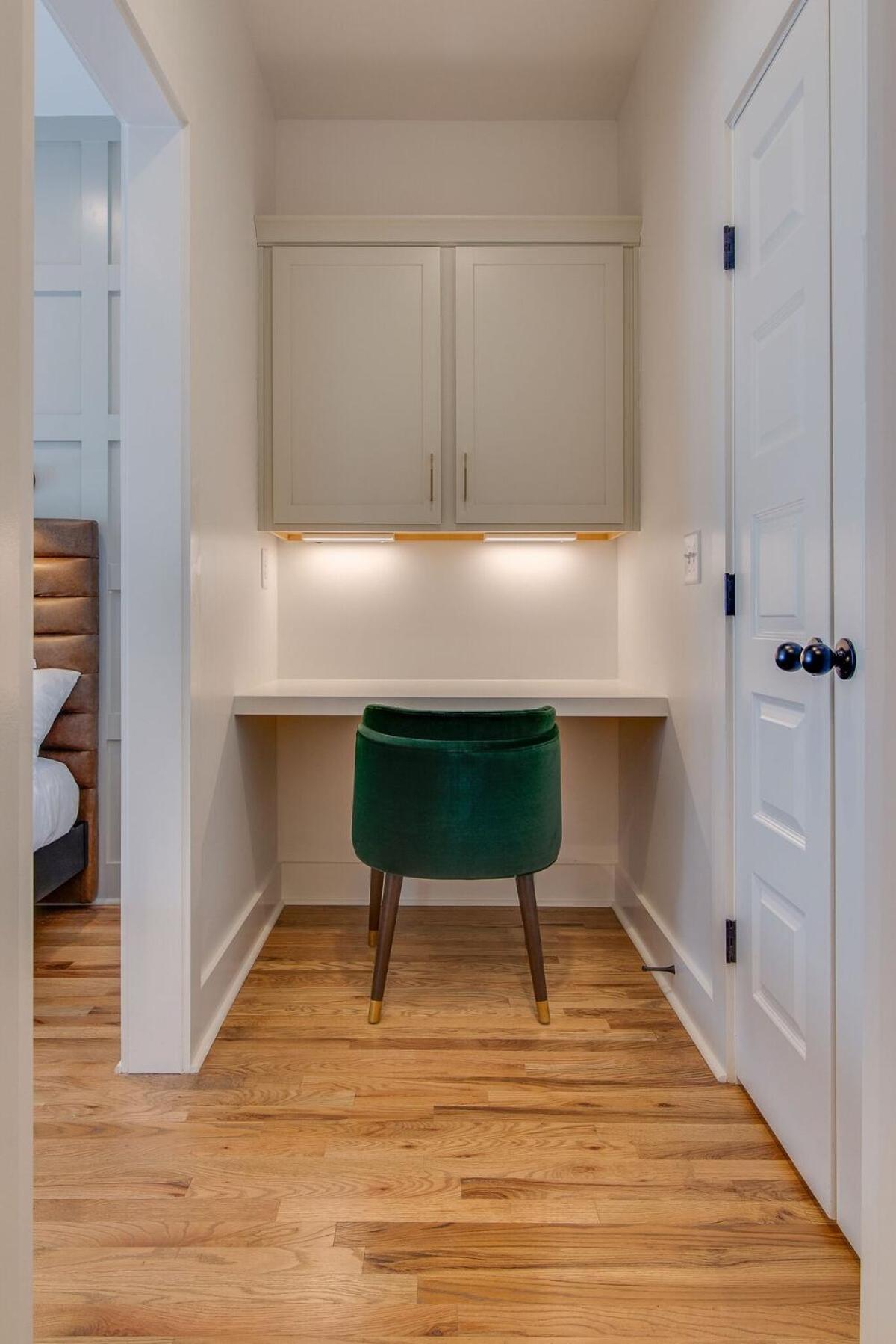The Laurent - Lively Retreat, Walk To Airy Eateries Nashville